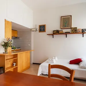 Youhosty - Lecco 11 Milán